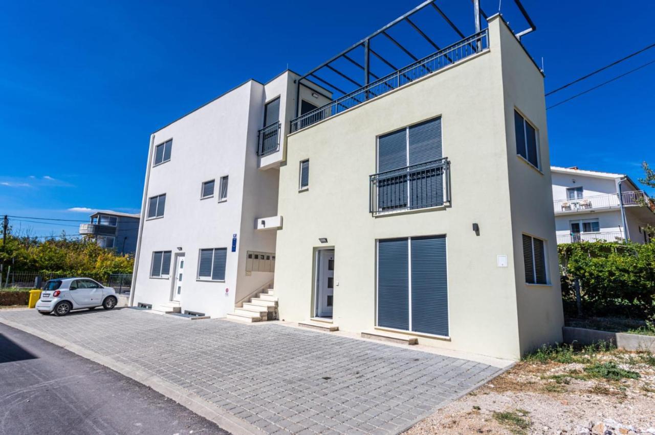 Ferienhaus Maestral - Kastel Kambelovac Kastela Exterior photo